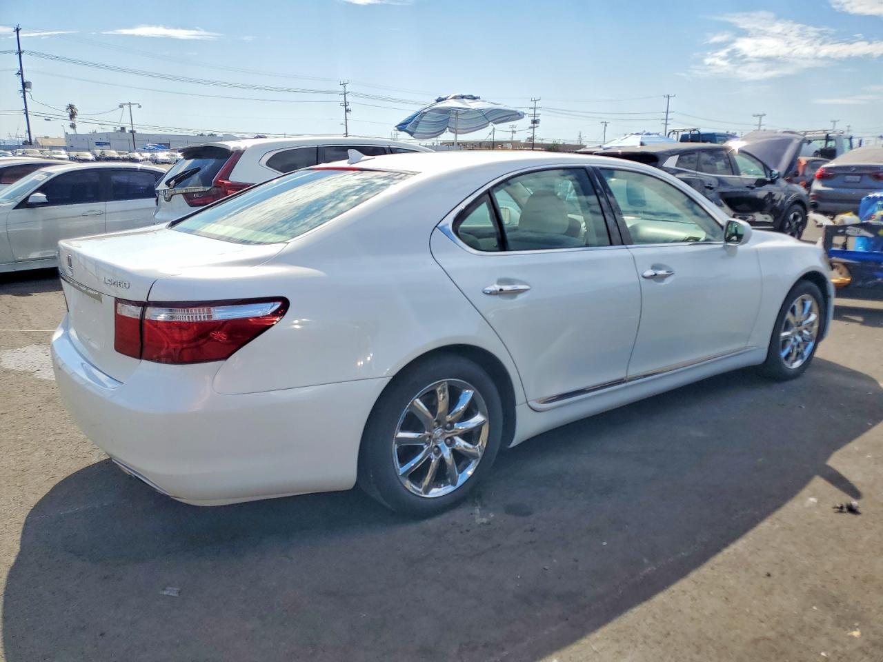 2008 LEXUS LS 460 — Фото 3 из 12