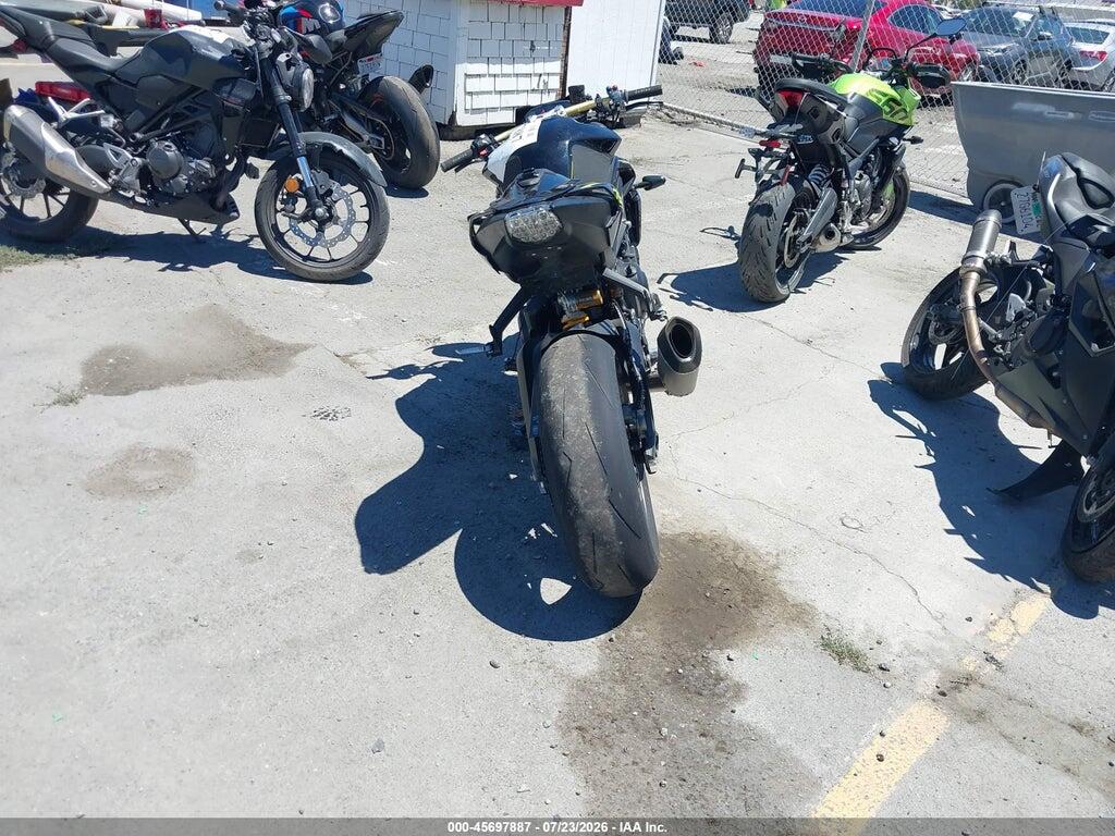 SMTA614K6STCE9120 2025 TRIUMPH MOTORCYCLE STREET TRIPLE photo no. 6