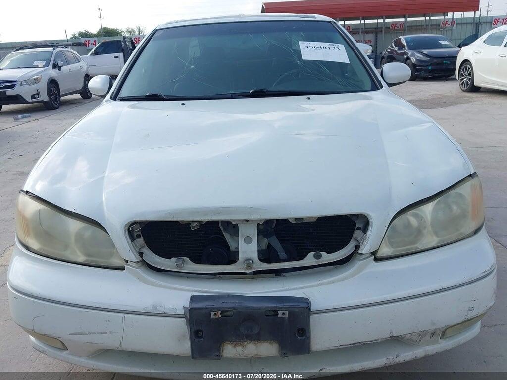 JNKCA31A0YT107867 2000 INFINITI I30 photo no. 12