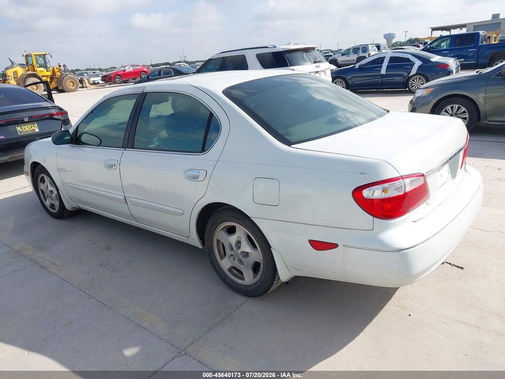 JNKCA31A0YT107867 2000 INFINITI I30 photo no. 3