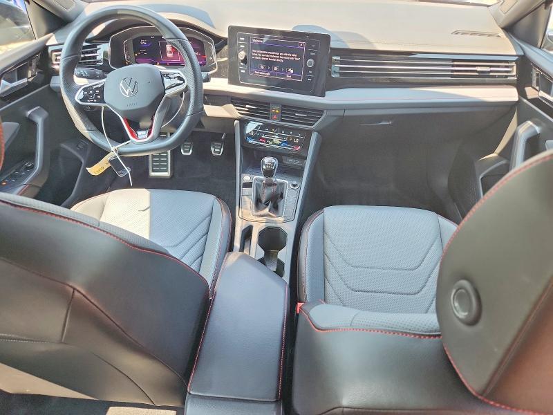 2025 VOLKSWAGEN JETTA GLI AUTOBAHN — Фото 8 из 12
