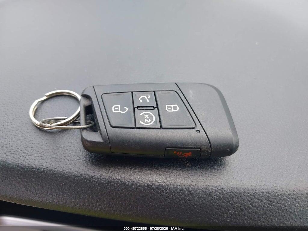 3VVUC7B20SM088016 2025 VOLKSWAGEN TAOS photo no. 11