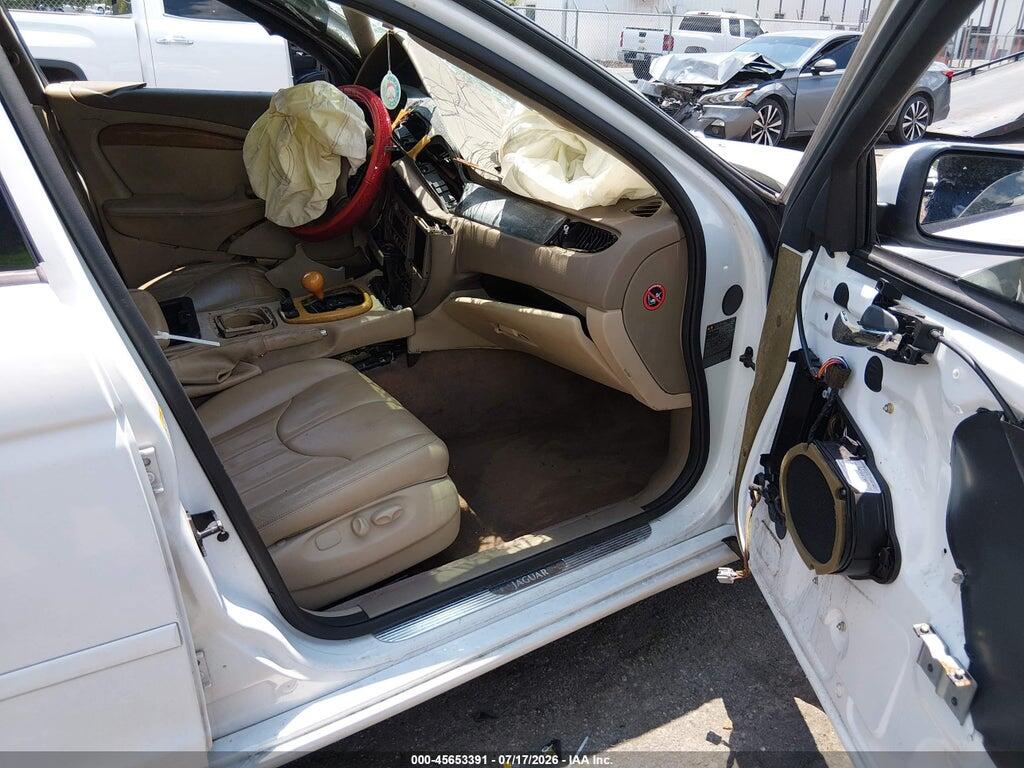 SAJDA01C7YFL51599 2000 JAGUAR S-TYPE photo no. 5