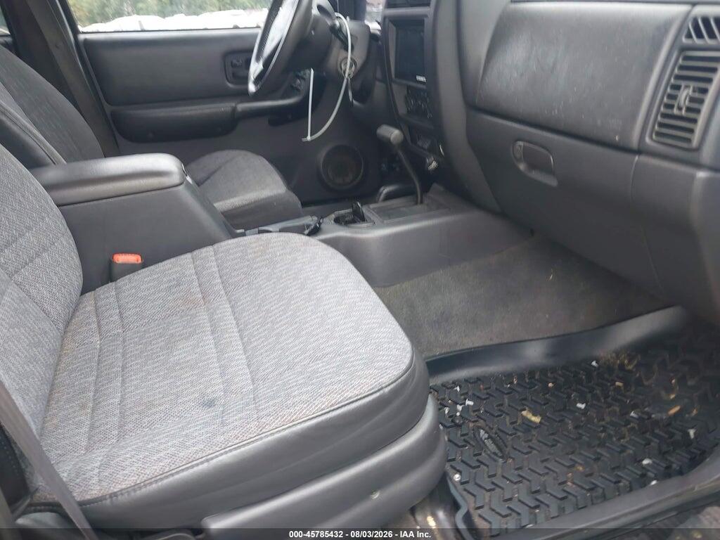 1J4FF48S7YL114667 2000 JEEP CHEROKEE photo no. 5
