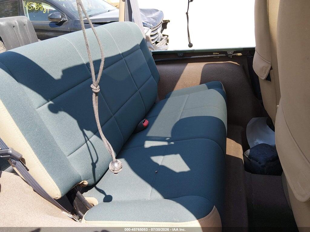 1J4FA59SXYP701568 2000 JEEP WRANGLER photo no. 8
