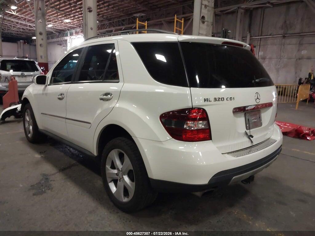 4JGBB22E98A426858 2008 MERCEDES-BENZ M-CLASS photo no. 3