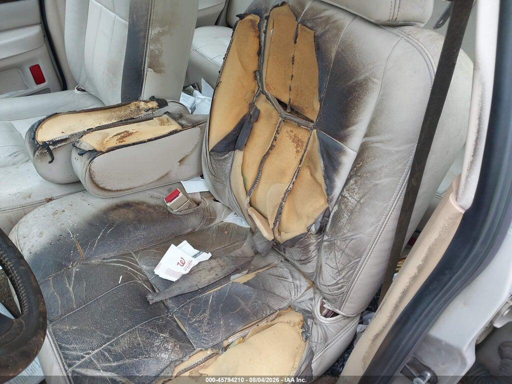 2MEFM75V28X662718 2008 MERCURY GRAND MARQUIS photo no. 6