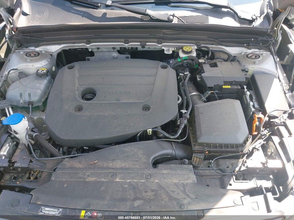 YV4L12UJ6S2477321 2025 VOLVO XC40 photo no. 10