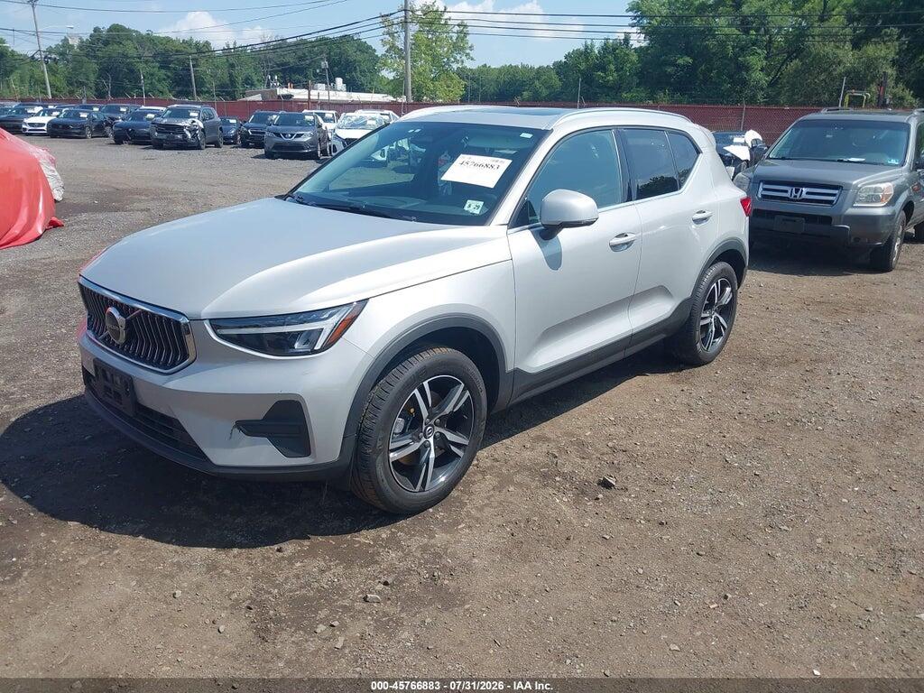 YV4L12UJ6S2477321 2025 VOLVO XC40 photo no. 2