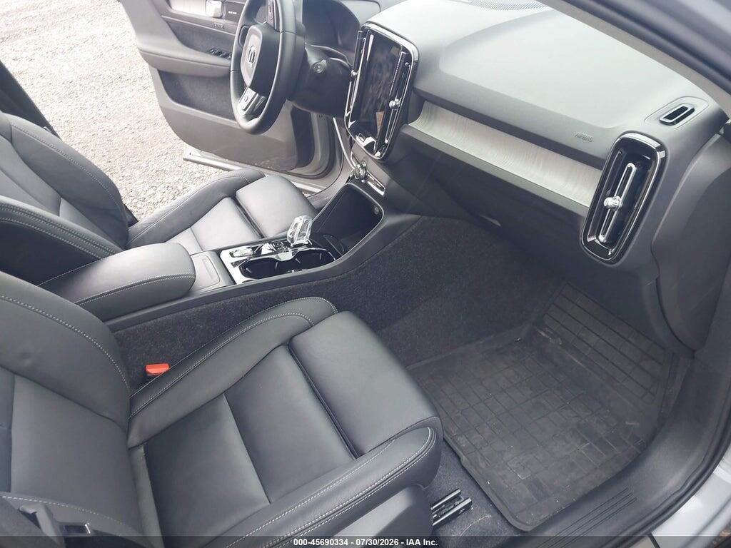 YV4L12UFXS2544336 2025 VOLVO XC40 photo no. 5