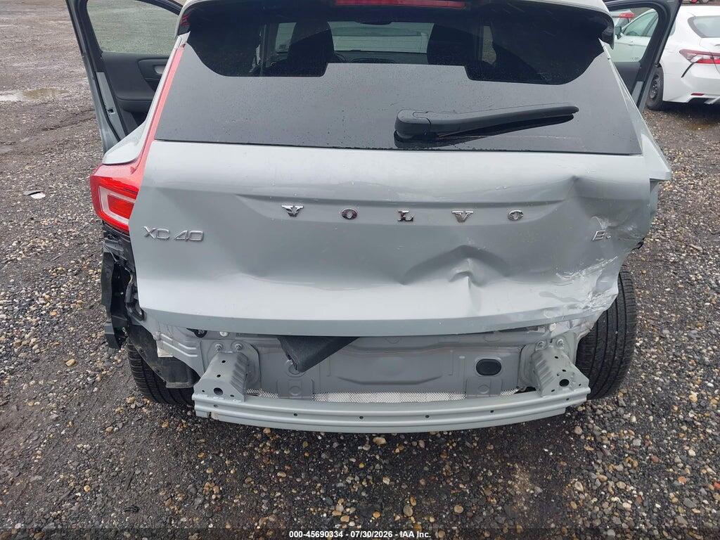 YV4L12UFXS2544336 2025 VOLVO XC40 photo no. 6