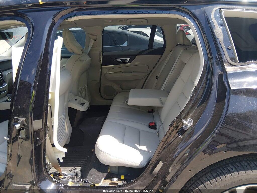 YV4L12WK0S2147065 2025 VOLVO V60 CROSS COUNTRY photo no. 8