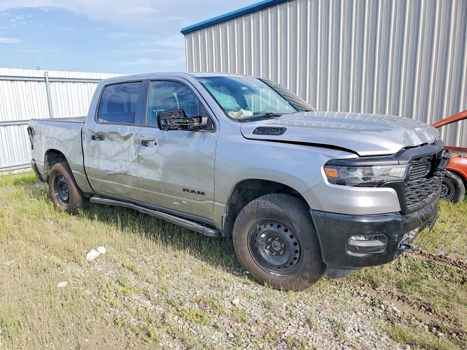 2025 RAM 1500 TRADESMAN — Фото 4 из 12