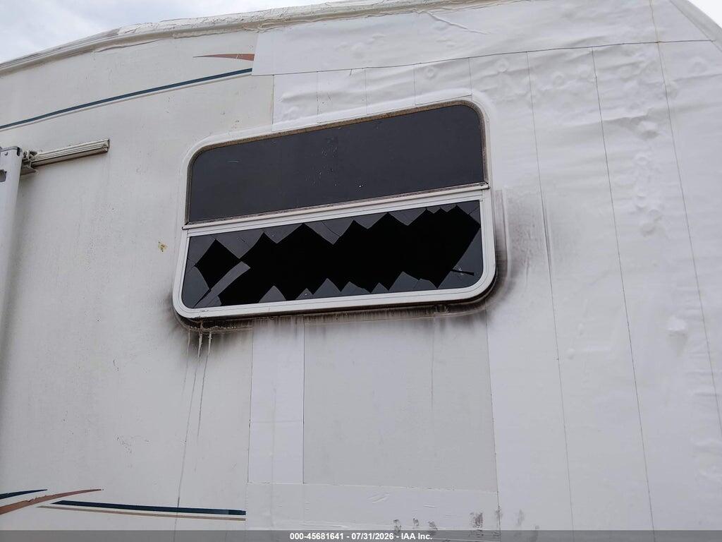 4YDF27623Y8026950 2000 KEYSTONE OTHER photo no. 11