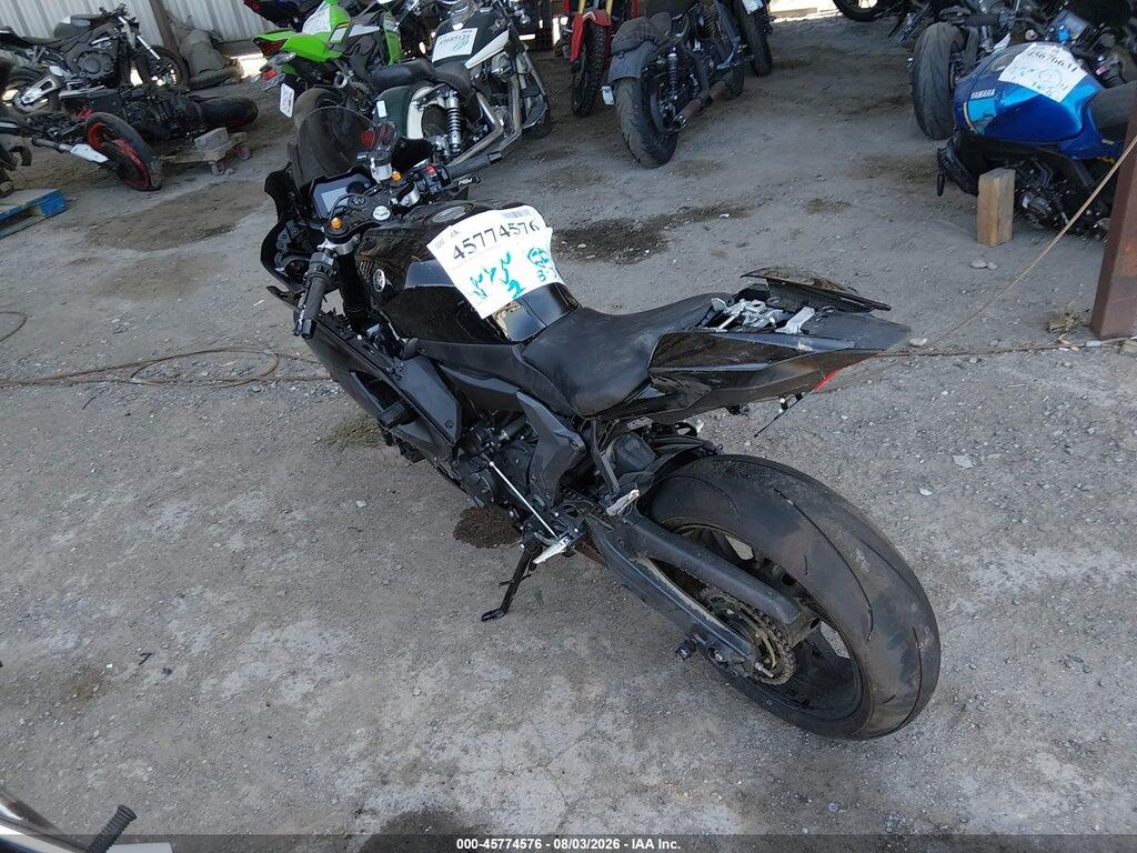 JYARM38Y2SA003577 2025 YAMAHA YZFR7 photo no. 3
