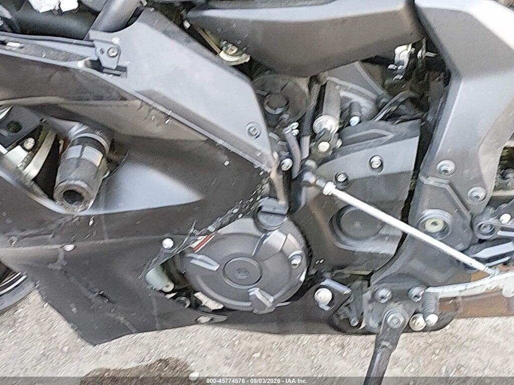 JYARM38Y2SA003577 2025 YAMAHA YZFR7 photo no. 9