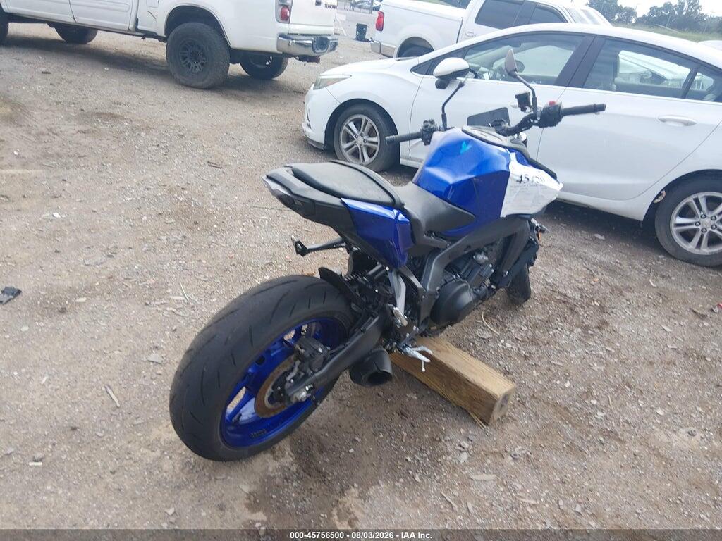 JYARN94E9SA002146 2025 YAMAHA MT09 photo no. 4