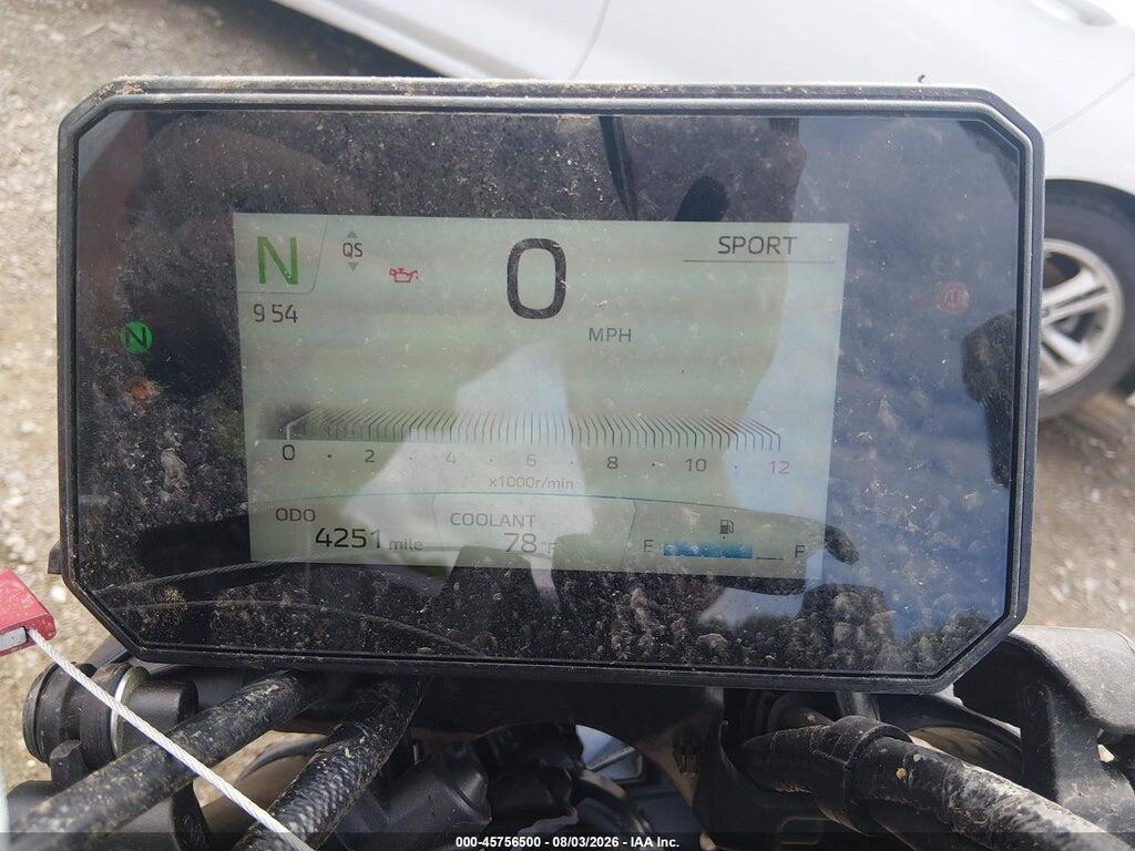 JYARN94E9SA002146 2025 YAMAHA MT09 photo no. 7