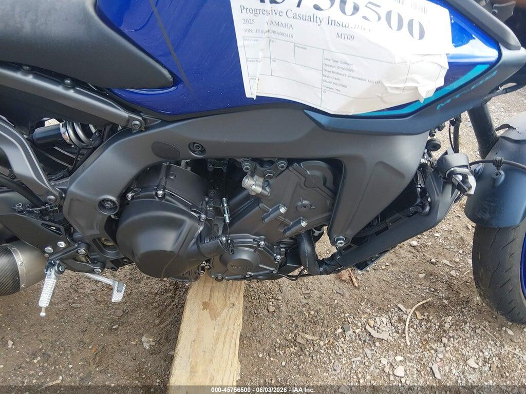 JYARN94E9SA002146 2025 YAMAHA MT09 photo no. 8