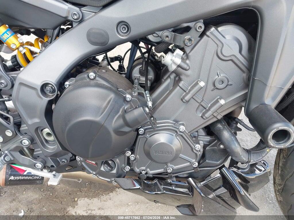 JYARN95E3SA001282 2025 YAMAHA MT09 photo no. 8