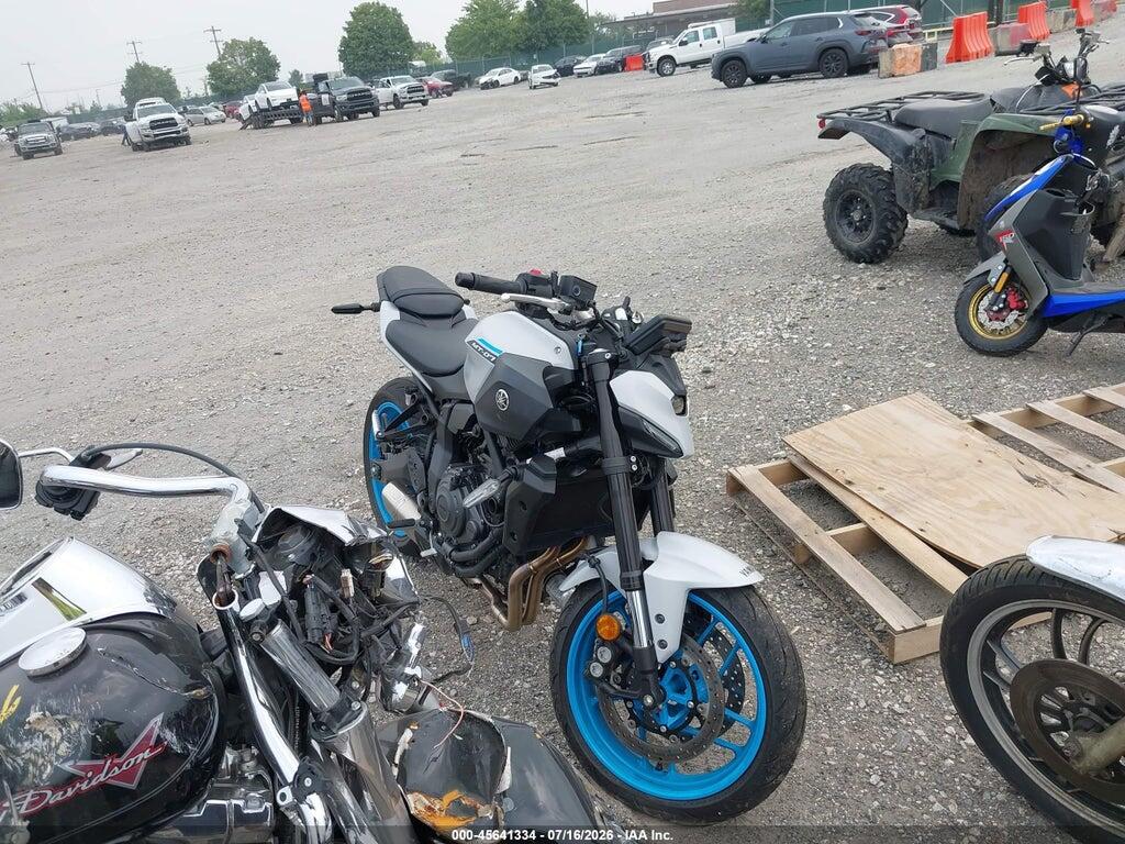 JYARM48E1SA003484 2025 YAMAHA MTN690 photo no. 1