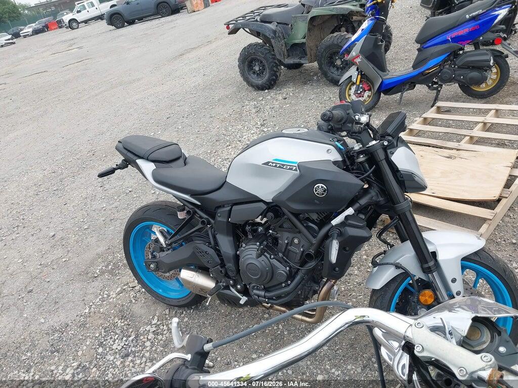 JYARM48E1SA003484 2025 YAMAHA MTN690 photo no. 12