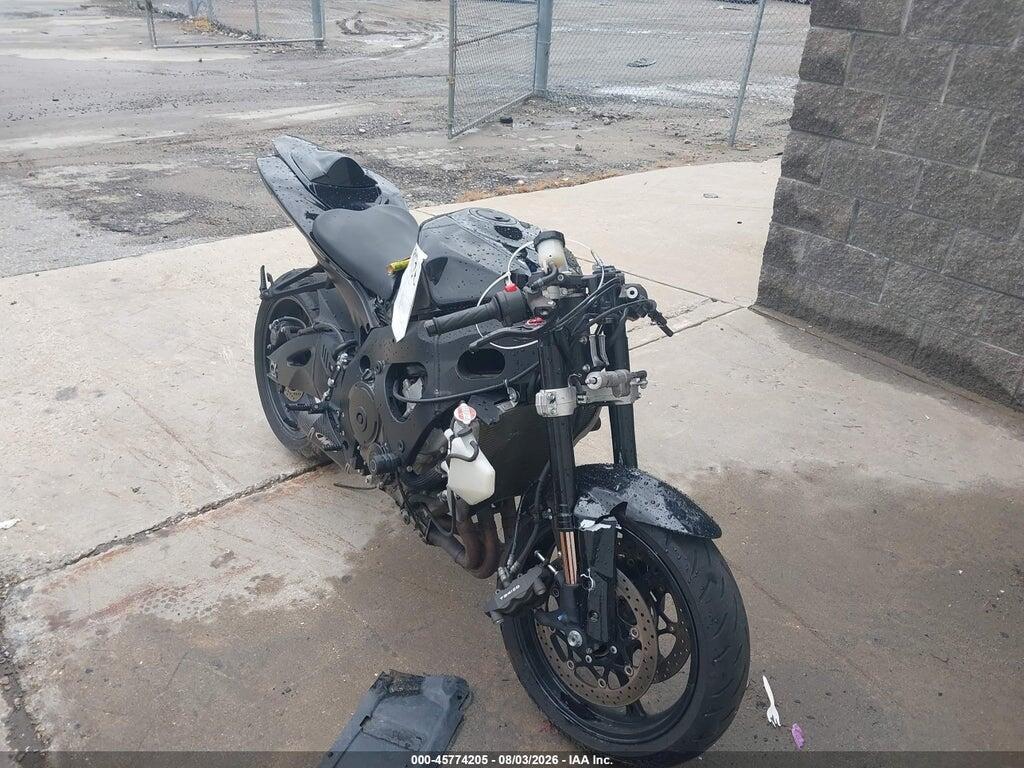 2007 SUZUKI GSX-R750 JS1GR7KA372109693