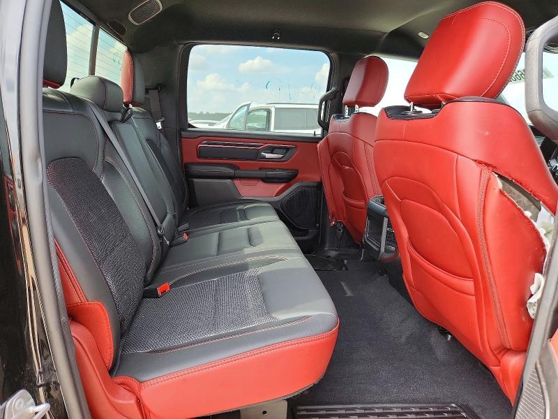 2025 RAM 1500 REBEL — Фото 10 из 12