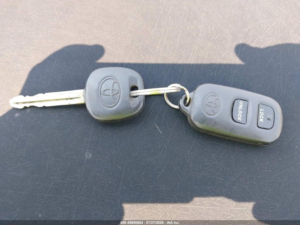 2T1BR32E37C732728 2007 TOYOTA COROLLA photo no. 11