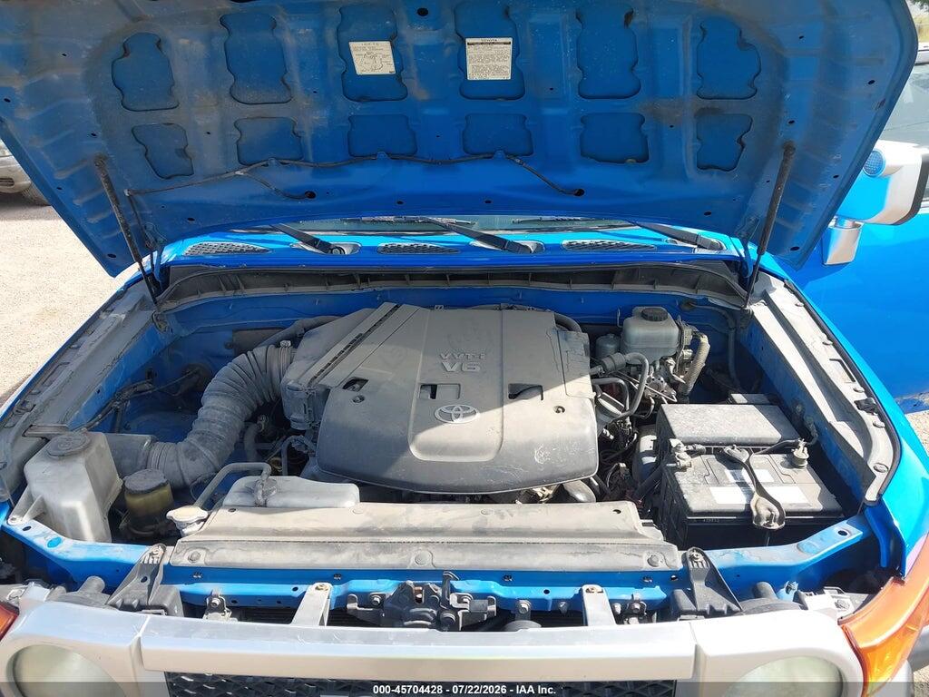 JTEZU11F570018178 2007 TOYOTA FJ CRUISER photo no. 10