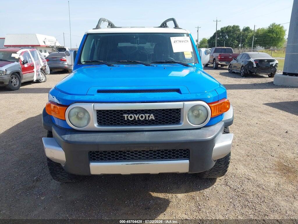 JTEZU11F570018178 2007 TOYOTA FJ CRUISER photo no. 12