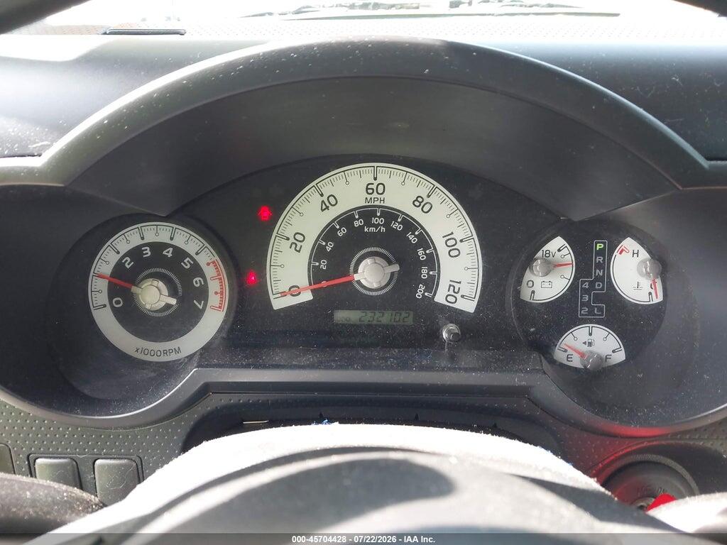 JTEZU11F570018178 2007 TOYOTA FJ CRUISER photo no. 7