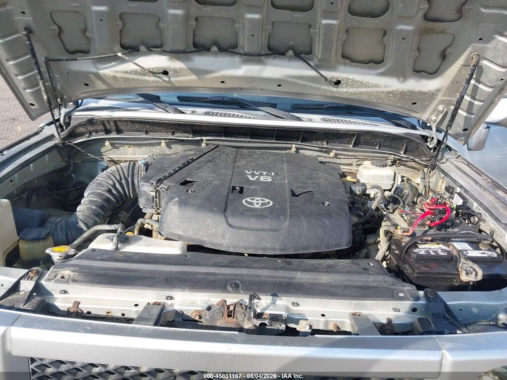 JTEBU11F770045285 2007 TOYOTA FJ CRUISER photo no. 10