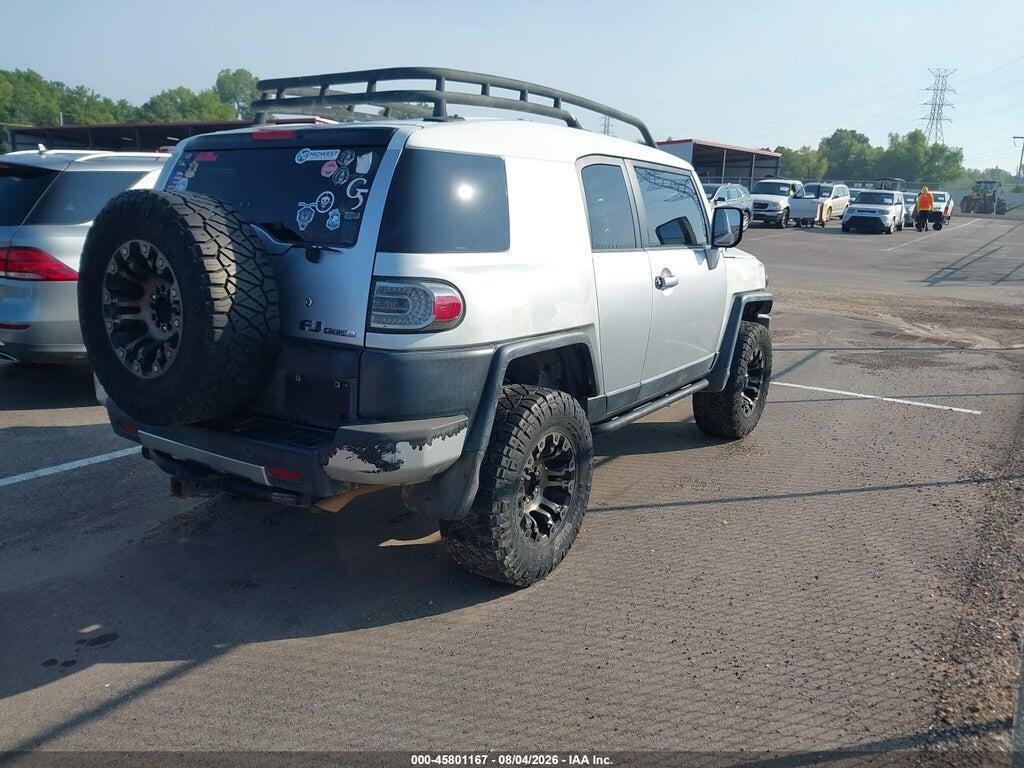 JTEBU11F770045285 2007 TOYOTA FJ CRUISER photo no. 4