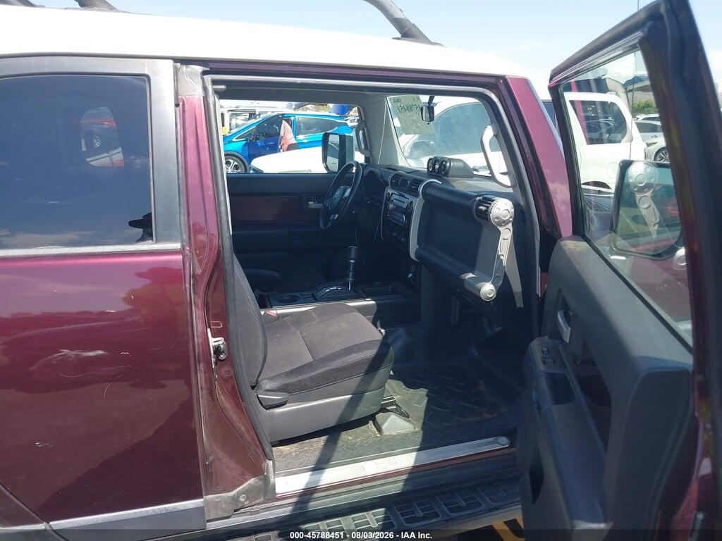 JTEZU11F670008498 2007 TOYOTA FJ CRUISER photo no. 5