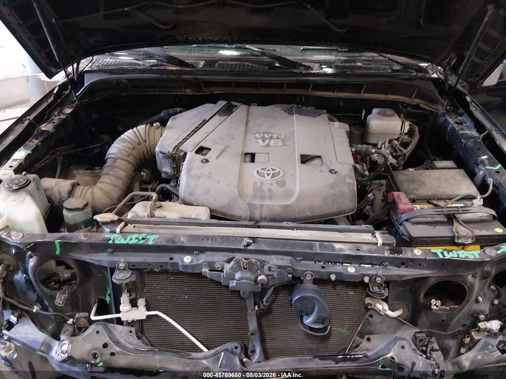 JTEBU11F170096474 2007 TOYOTA FJ CRUISER photo no. 10