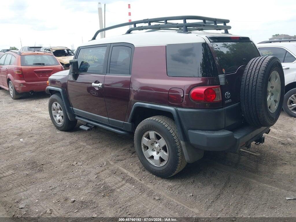 JTEBU11F670019275 2007 TOYOTA FJ CRUISER photo no. 3