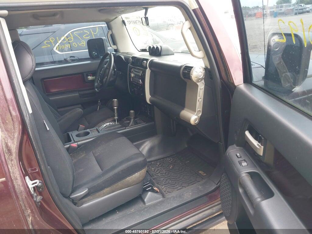 JTEBU11F670019275 2007 TOYOTA FJ CRUISER photo no. 5