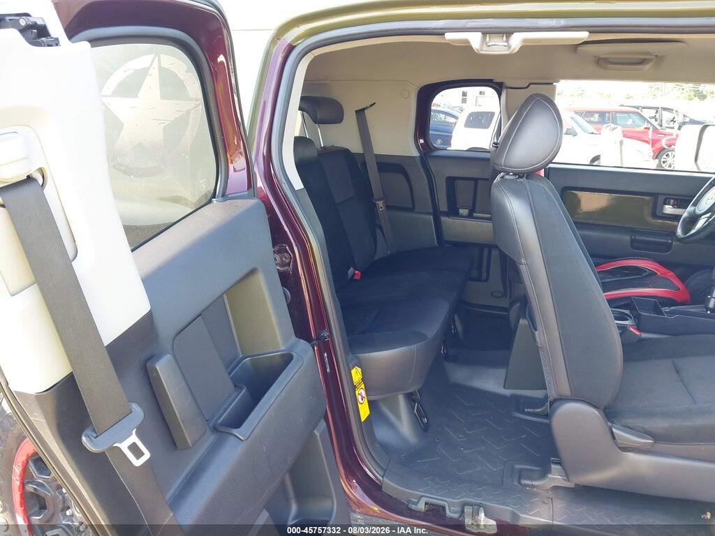 JTEBU11F270070319 2007 TOYOTA FJ CRUISER photo no. 8