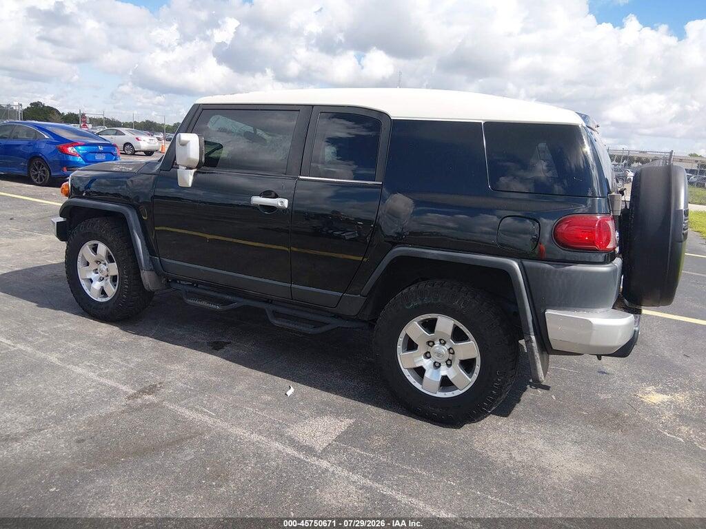JTEBU11F370088585 2007 TOYOTA FJ CRUISER photo no. 3