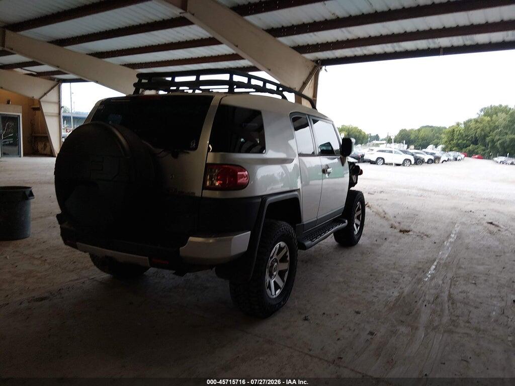 JTEBU11F370007956 2007 TOYOTA FJ CRUISER photo no. 4