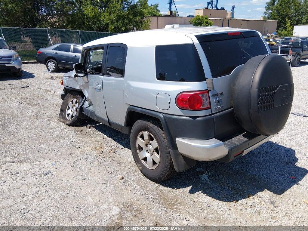 JTEBU11FX70088793 2007 TOYOTA FJ CRUISER photo no. 3