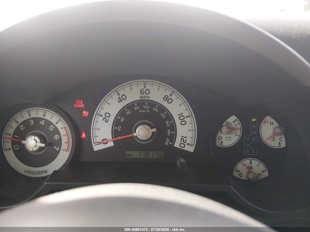 JTEBU11F270047509 2007 TOYOTA FJ CRUISER photo no. 7