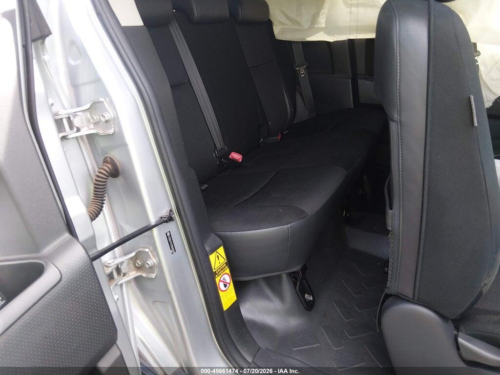 JTEBU11F270047509 2007 TOYOTA FJ CRUISER photo no. 8