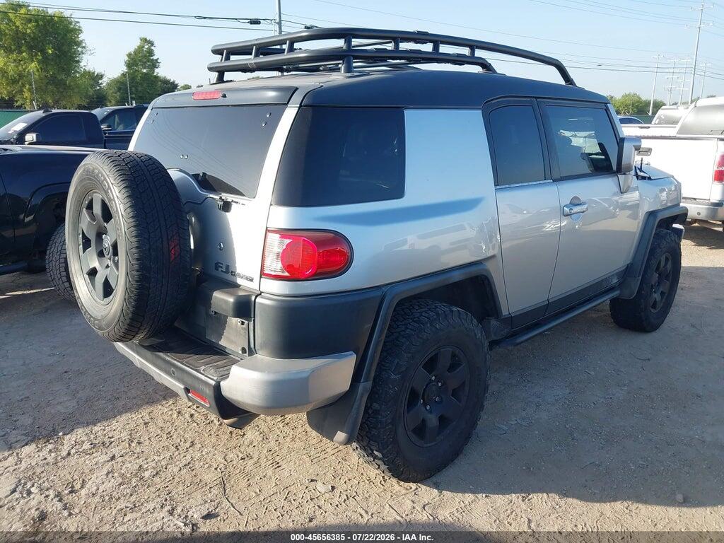 JTEBU11F370022554 2007 TOYOTA FJ CRUISER photo no. 4