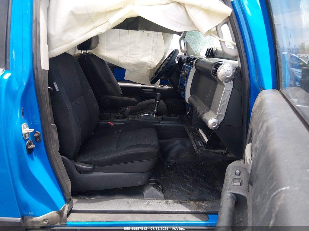 JTEZU11FX70006057 2007 TOYOTA FJ CRUISER photo no. 5