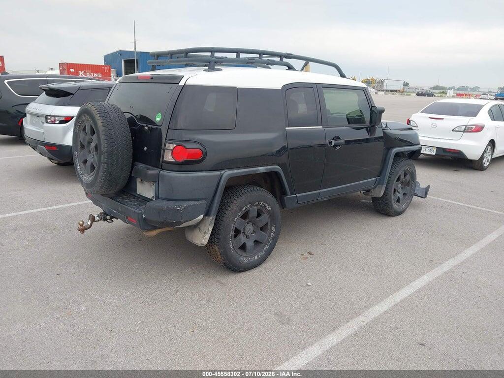 JTEBU11F870017995 2007 TOYOTA FJ CRUISER photo no. 4