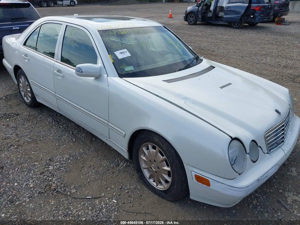 WDBJF65J1YB161947 2000 MERCEDES-BENZ E 320 photo no. 1