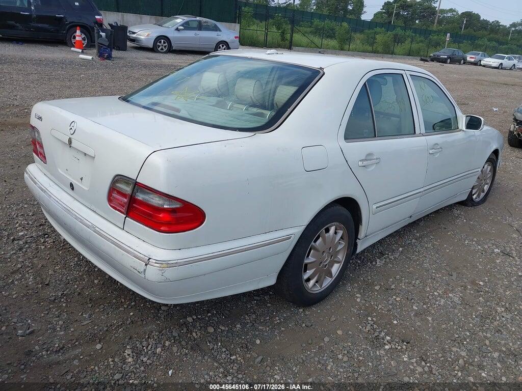 WDBJF65J1YB161947 2000 MERCEDES-BENZ E 320 photo no. 4