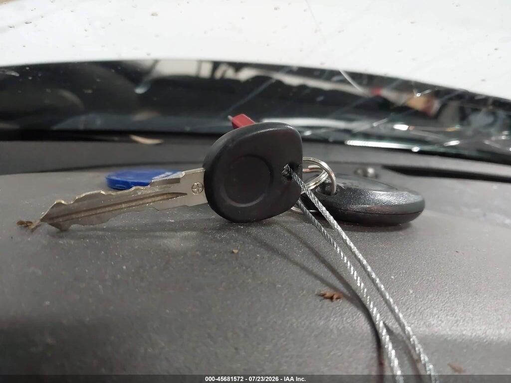 1G2MC35B68Y119046 2008 PONTIAC SOLSTICE photo no. 11